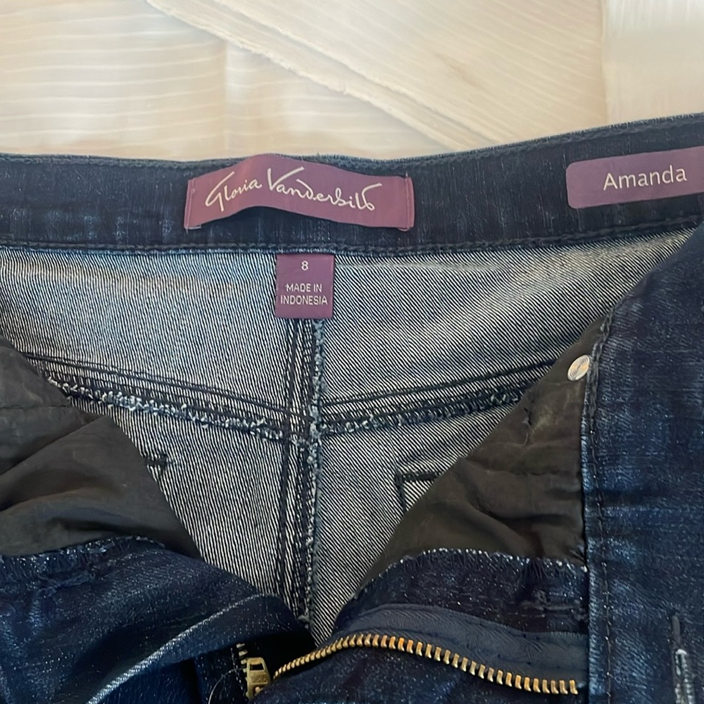 Amanda Gloria Vanderbilt jeans